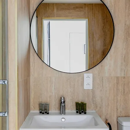 Unwind In Timeless Comfort Apartment