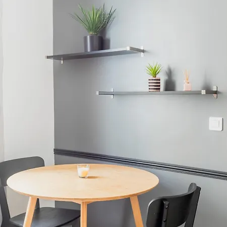 Unwind In Timeless Comfort Apartament *