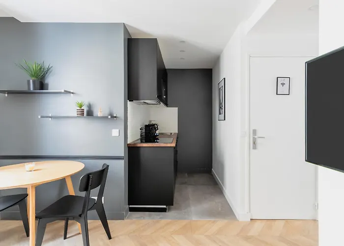 Daire Unwind In Timeless Comfort